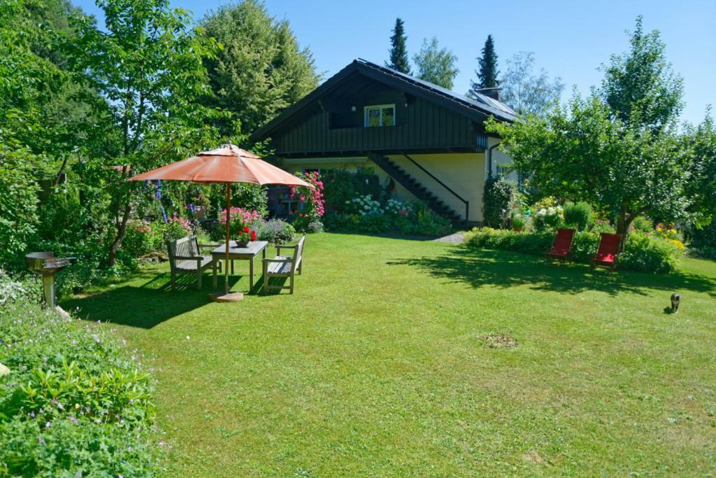 Landhaus Bernecker, Bay.W. Rinchnach エクステリア 写真